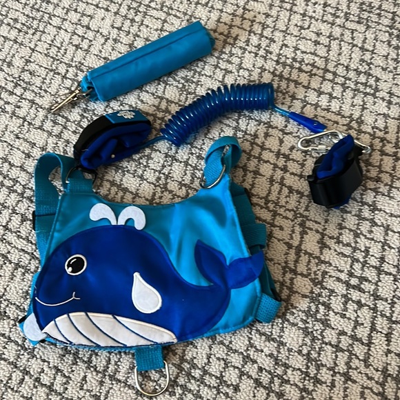 Lehoo Child Safety Leash - Picture 2 of 2